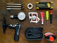 Niezbędne narzędzia do naprawy rowerów w drodze